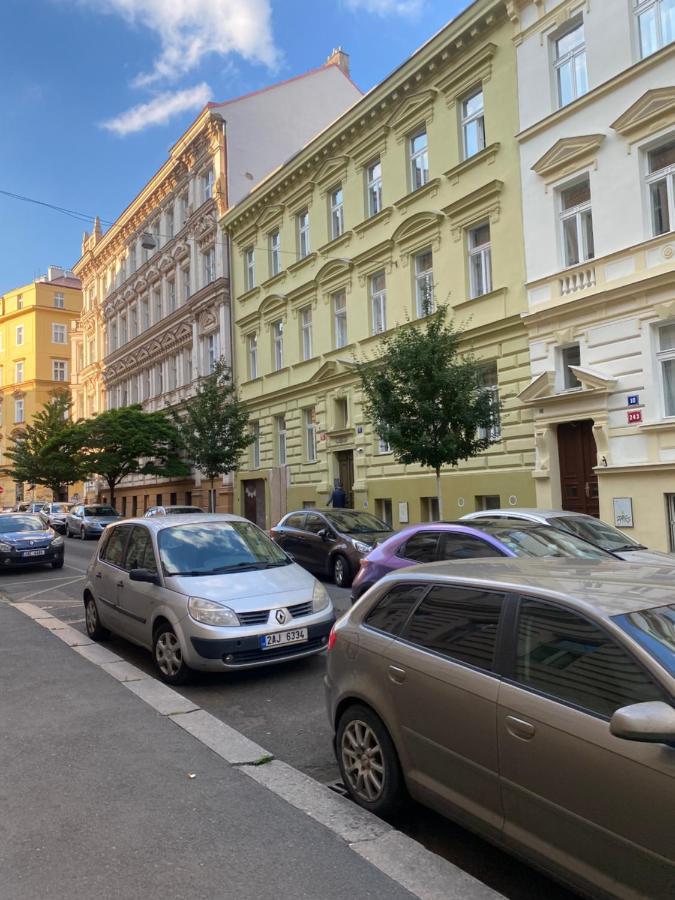 Designed Apartment Next To Vaclav Square With Terrace And Private Garage Прага Екстер'єр фото